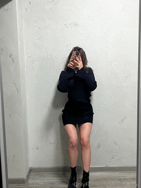 Velvet Luna exclusive actress gallery