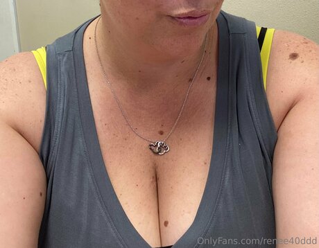 Reneej40ddd top star image