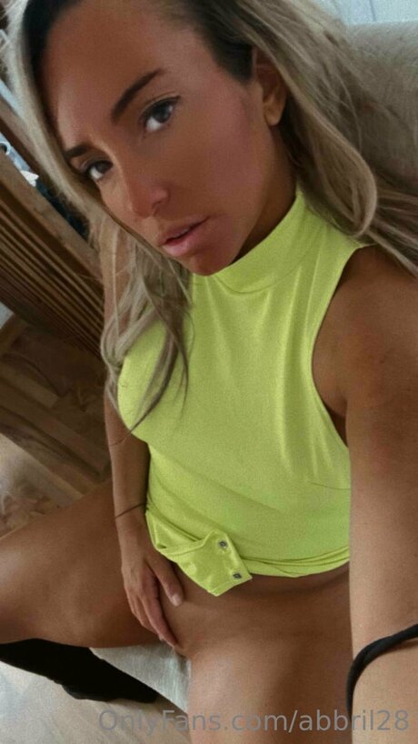 Katty280 star top img