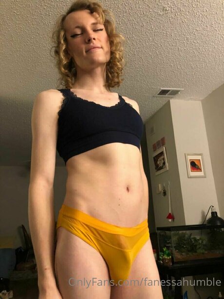 Fanessahumble art actress photos