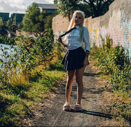 Hollie Piefree pornstar adult photos