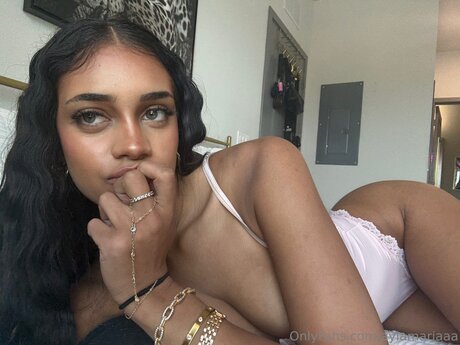 Aylamariaaa model free archive