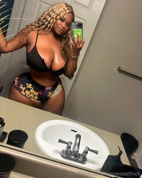 blonde secretary onlyfans porn image