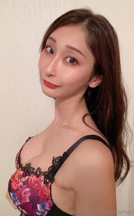Yawarachan naked actress images