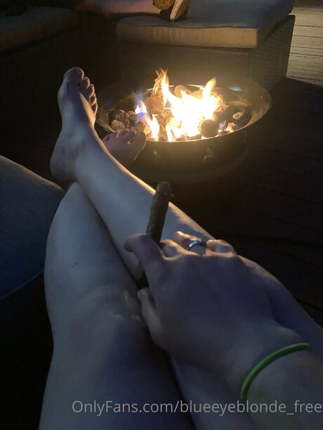 Blueeyeblonde Free high quality model pics