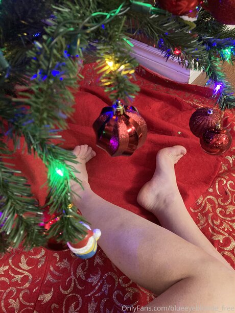 Blueeyeblonde Free hot star images