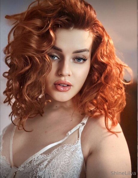 Shinelilya nudes actress img