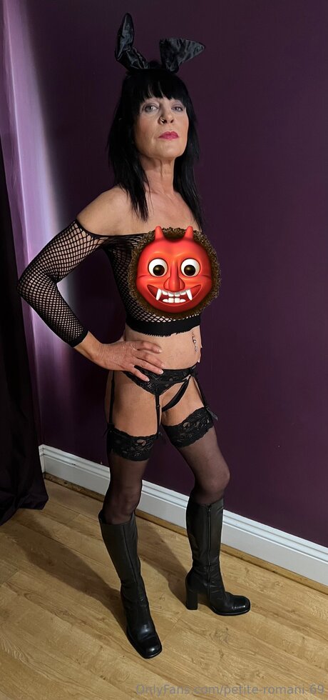 lesbian anal strapon onlyfans art porn pictures