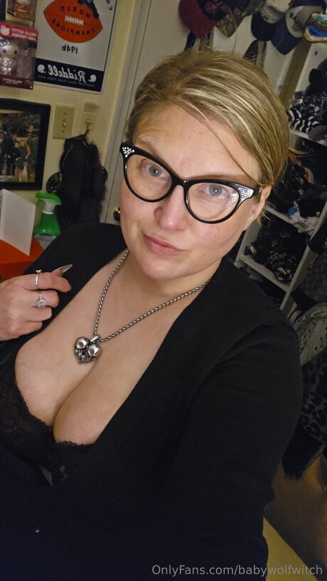 Babywolfwitch pornographic star picture