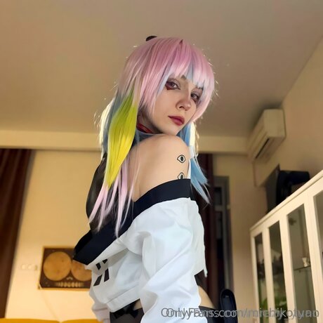 Michikoo Rise sexy star pics