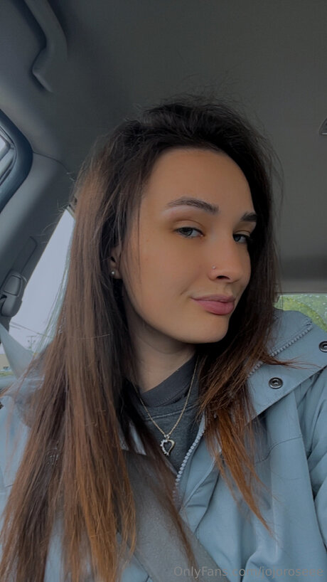 Jojoroseee pornographic model pictures