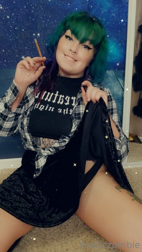 Exoticzombiefree nice model photo