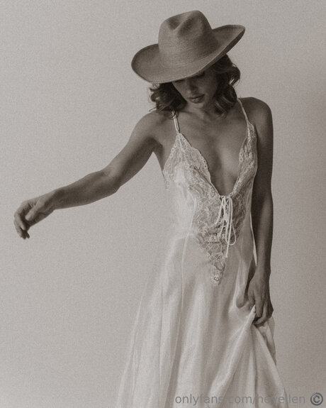 Heyellen beautiful star images