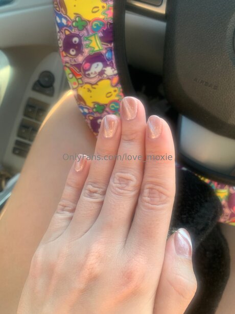 Love Moxie hot actress archive