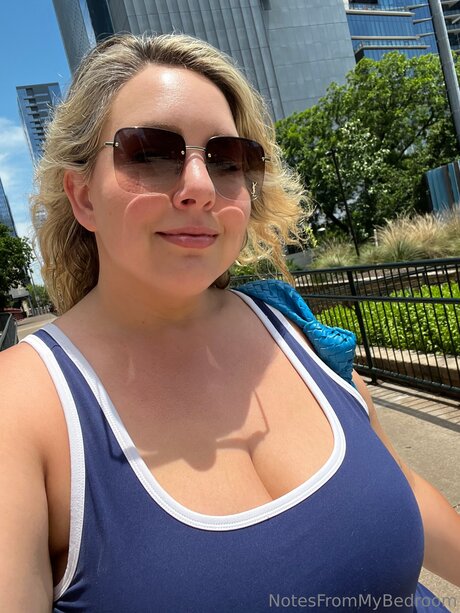 Notesfrommybedroom model porn picture