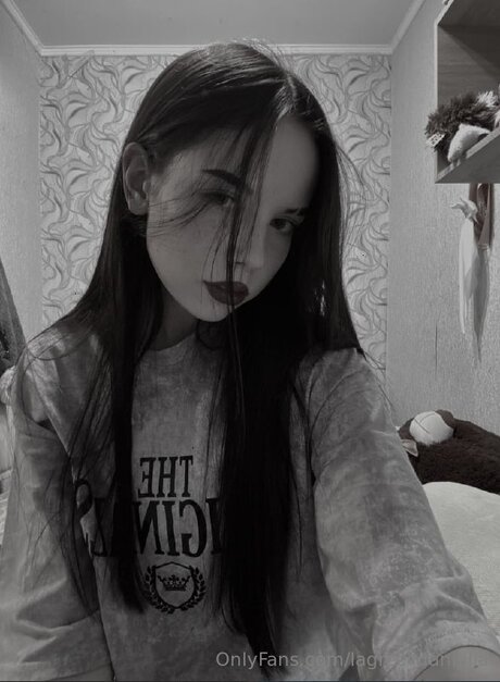 Lagree Daniella nude star image