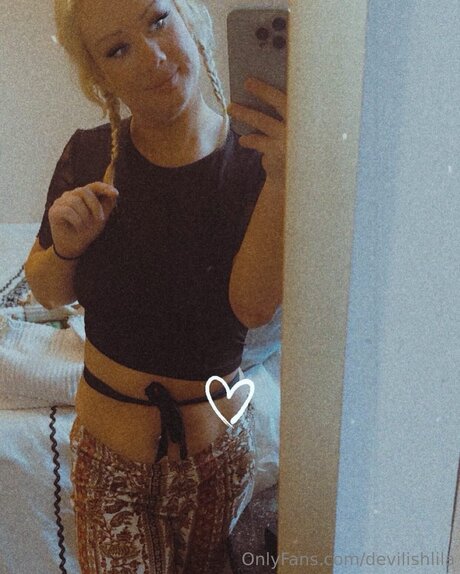 Devilishlila hd model galleries