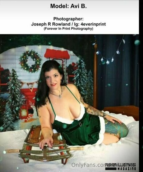 Avibphotos adult model img