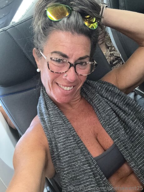 Athenawest25 pornstar adult pictures