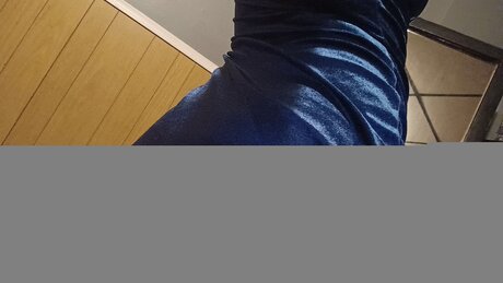 Low3rl3v3l420 pornstar sexy img