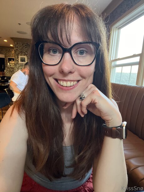 Kriss Sno model porn images