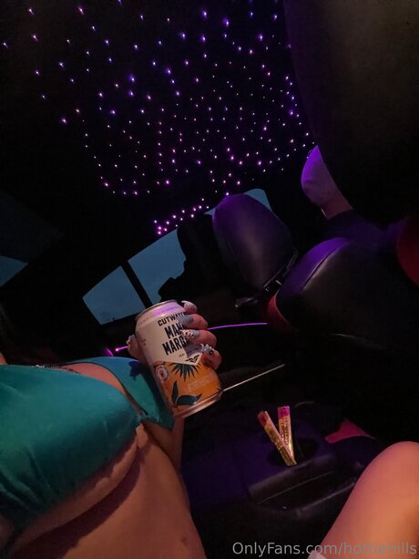 Hottiehills pornstar free photos