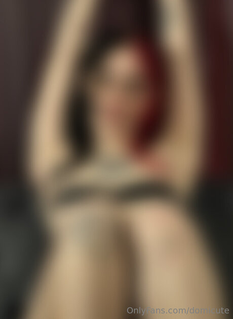 Domicute art model gallery