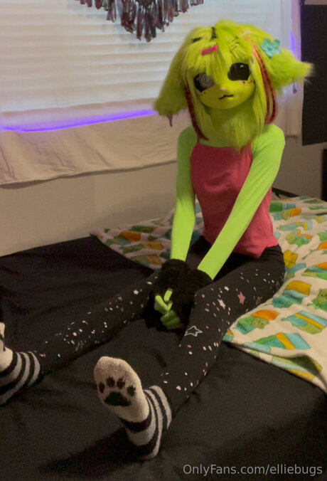Elliebugs hd model photo