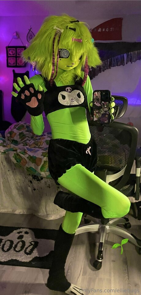 Elliebugs hot pornstar image