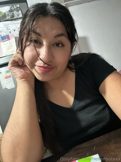 Hellenhotxxx nudes actress image