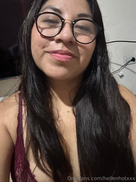 Hellenhotxxx porn model picture