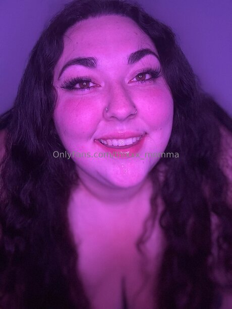 Thixxx Momma pornstar pretty pics