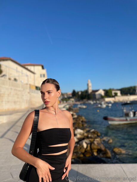 Lensadriana sex pornstar gallery