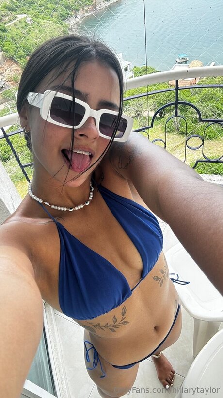 Hillarytaylor top actress images