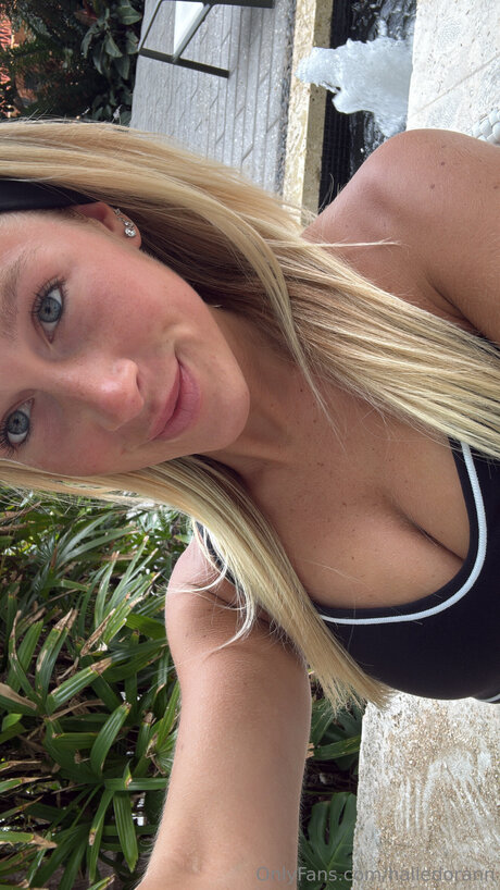 Halledorann perfect pornstar pics