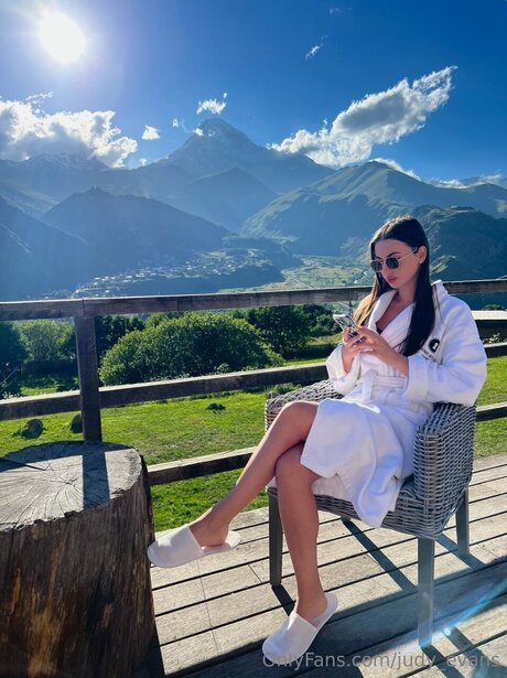 Judy Evans pretty actress pic