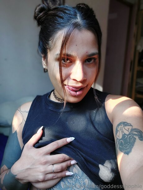 Goddessshophie pornstar pretty gallery