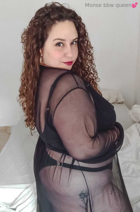 Monsebbwqueen sexy pornstar img