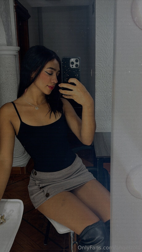 thick ass onlyfans pretty pic