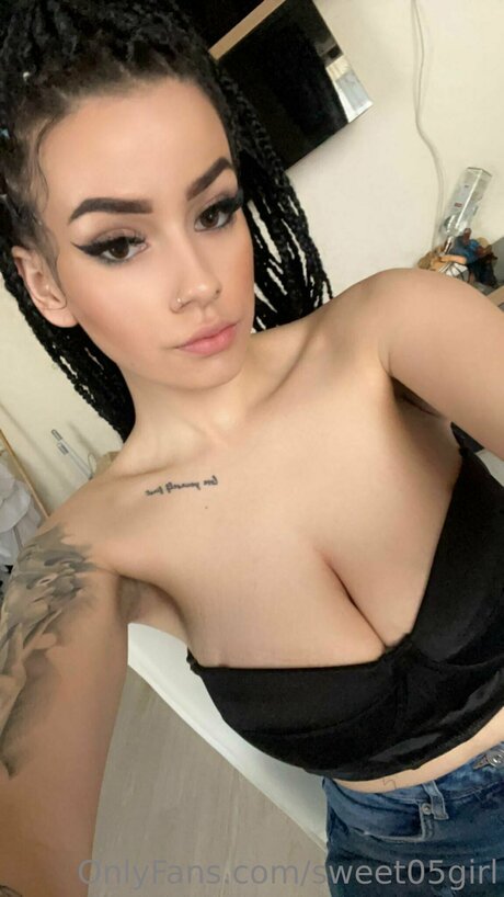 Sweet05girl naked actress galleries