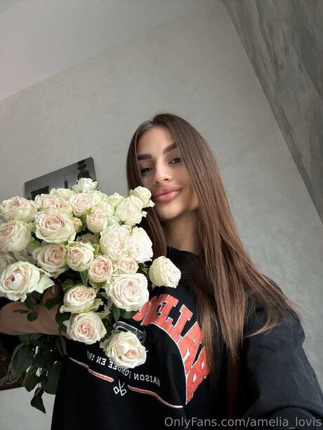 Amelia Lovis actress picture