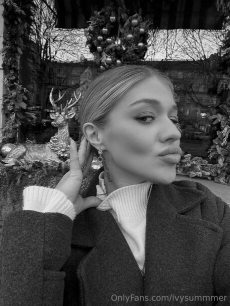 Ivysummmer model nude img