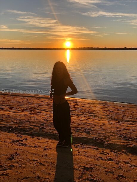 Iva420 nude actress image