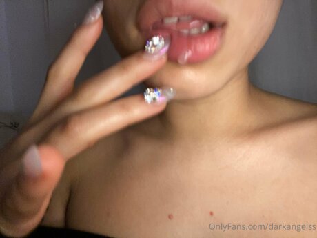 Darkangelss star nude photos