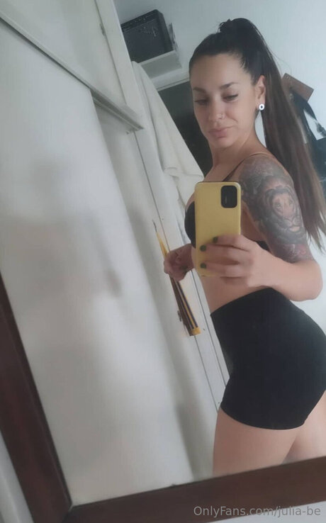 Julia Be star erotic pic