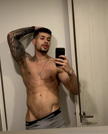 Asolano18 pornstar naked images