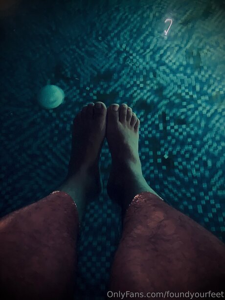 Foundyourfeet top model pictures