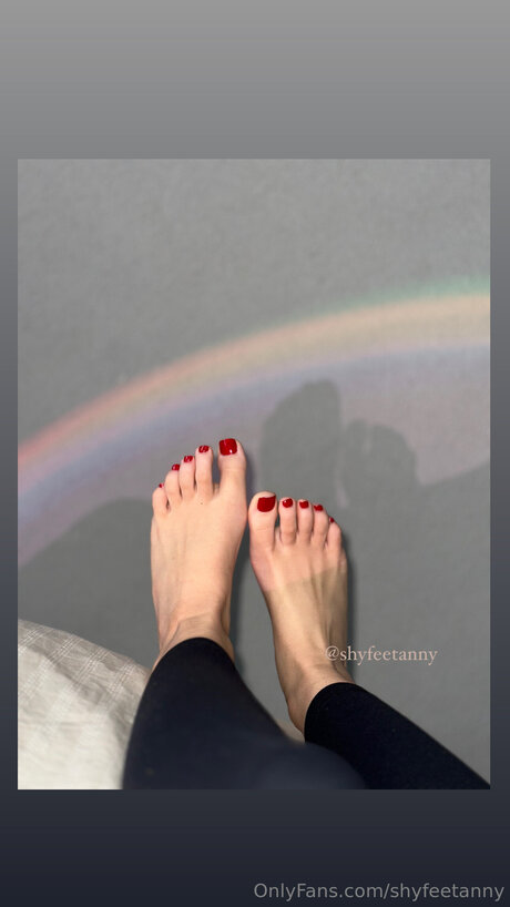 Shyfeetanny sex star pic