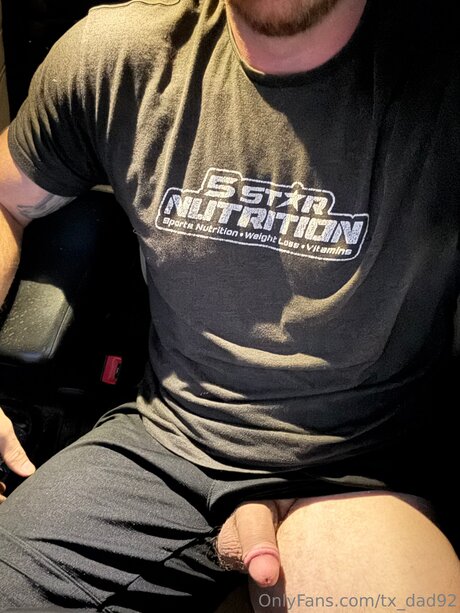 Tx Dad92 model naked pictures