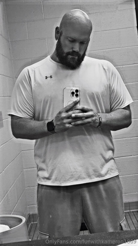 Funwithkameron1869 star free pic